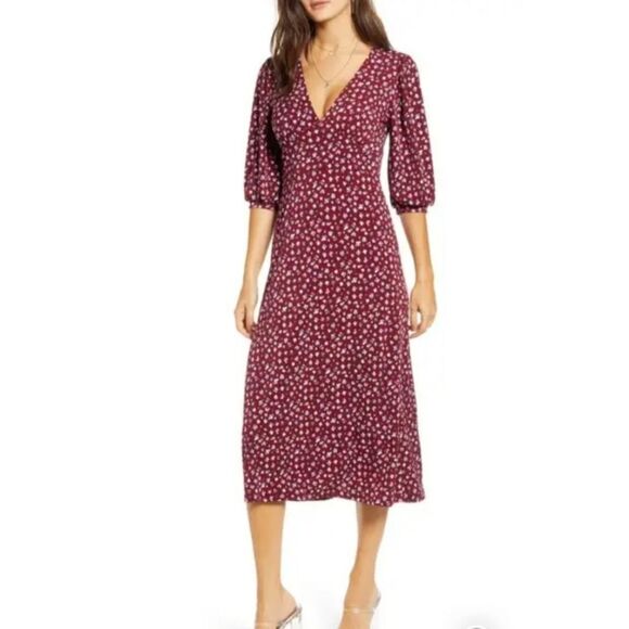 All in Favor Dresses & Skirts - All In Favor Burgundy Floral Puff Sleeve Midi Dress Size M Medium